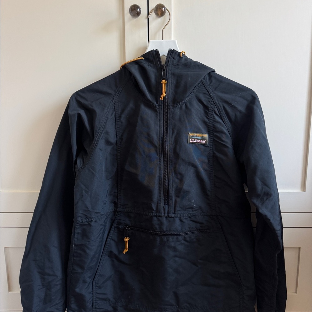 LL bean windbreaker rain jacket hoodie